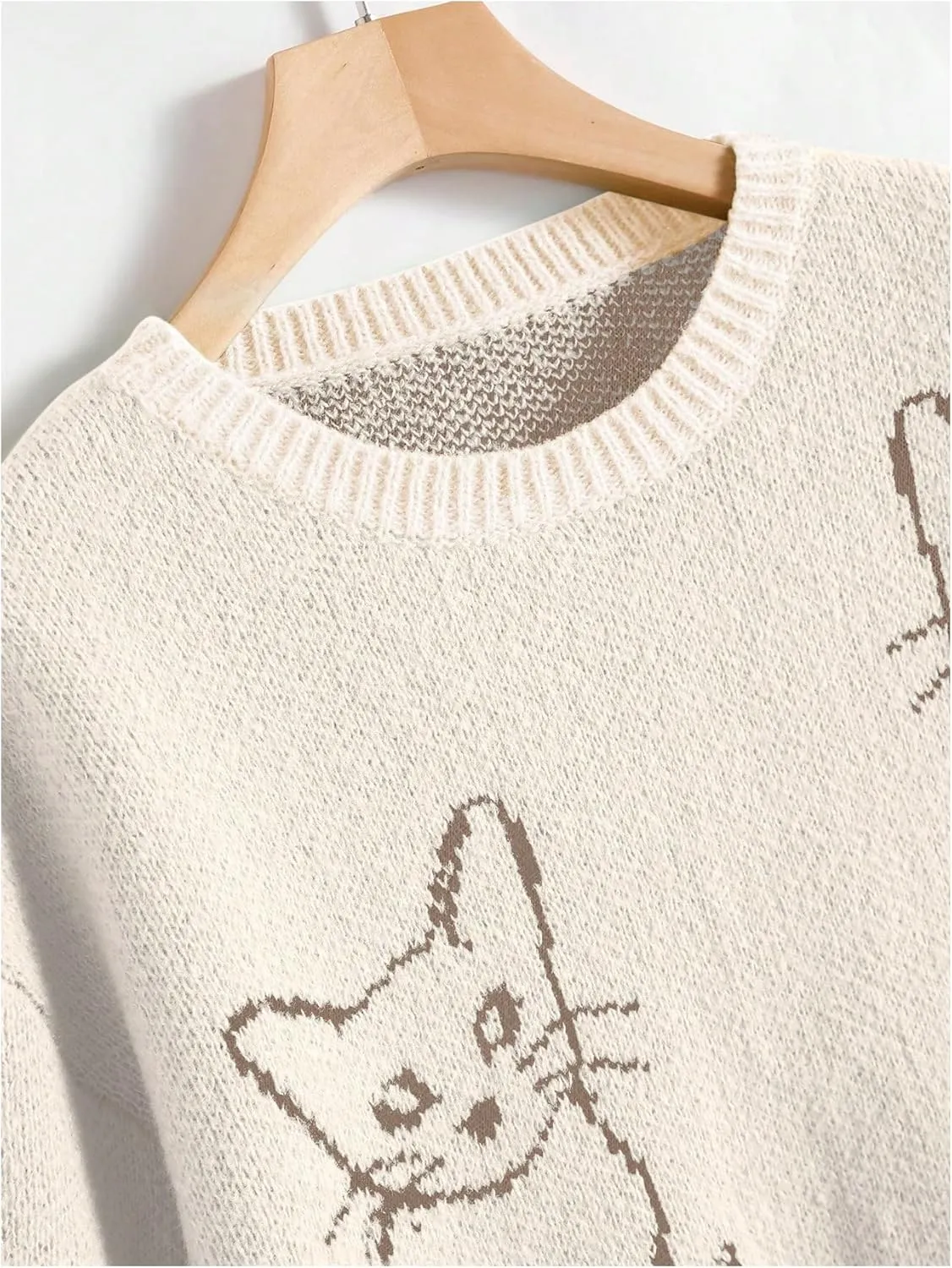 GORGLITTER Women's Cat Sweater Graphic Cropped Sweater Long Sleeve Drop Shoulder Crewneck Pullover Top